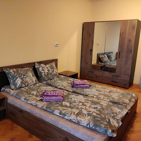 Mercury Guest House Veliko Tărnovo Exterior foto